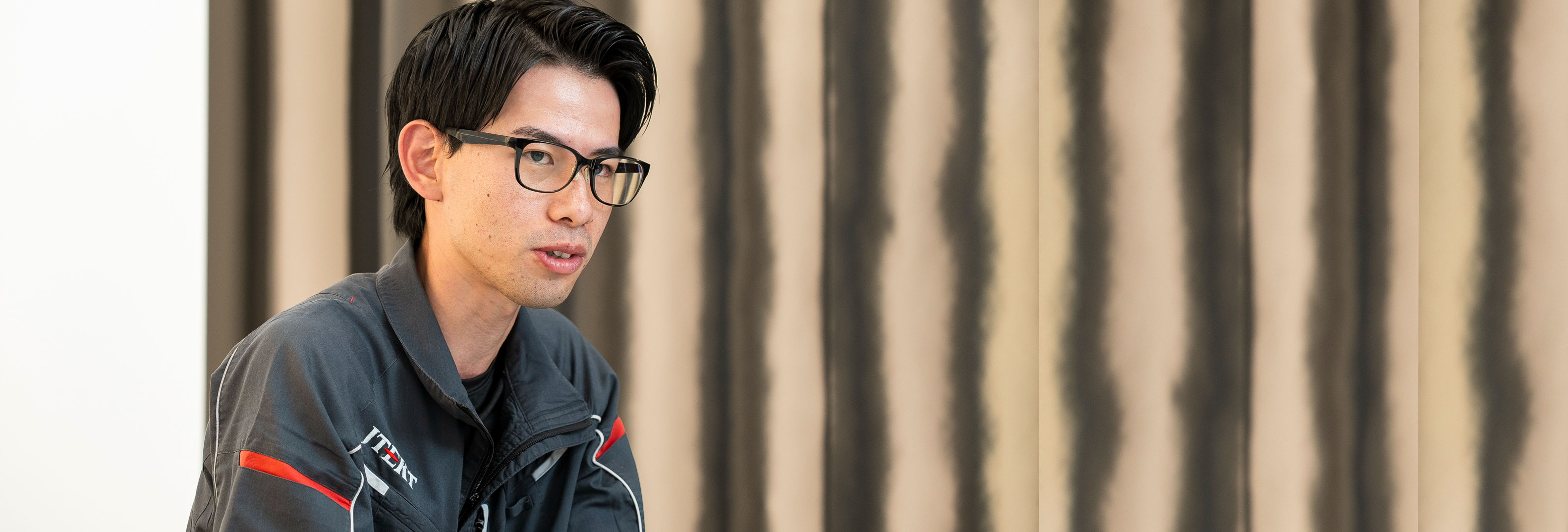 座談会イメージ